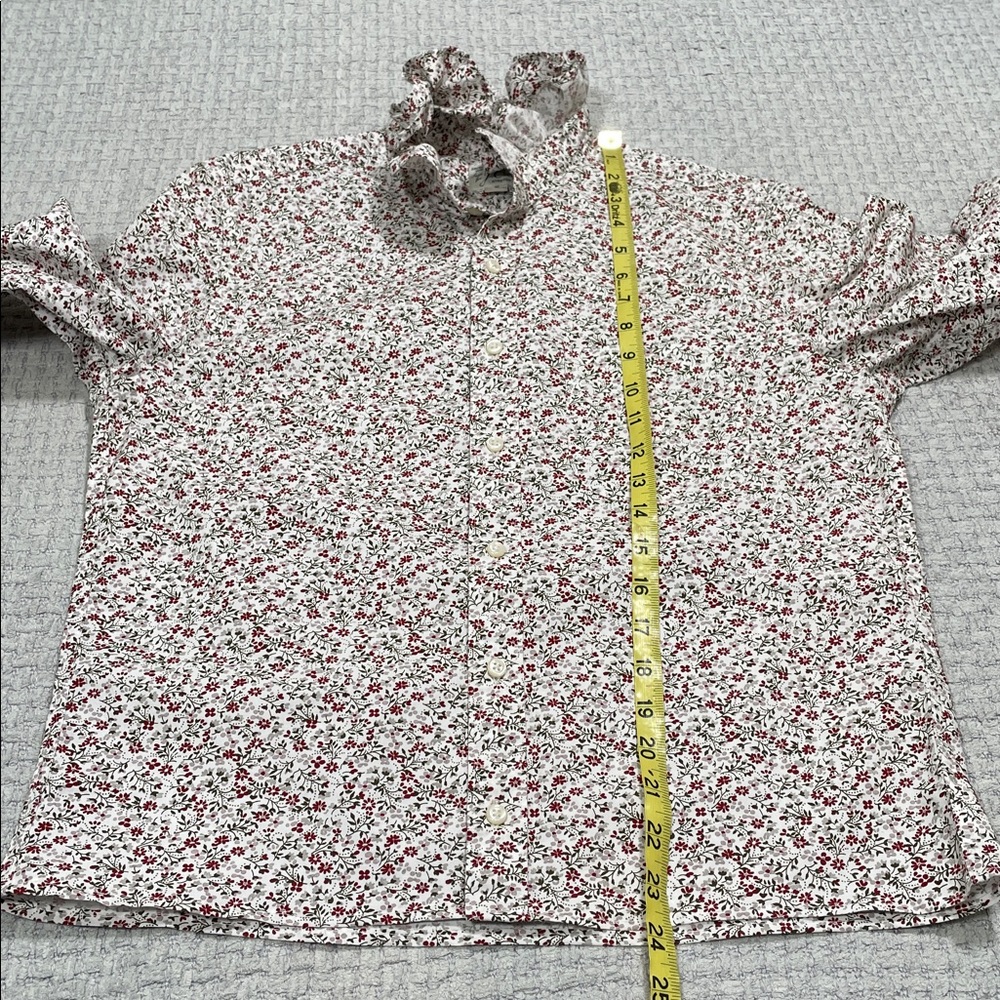 Upcycled Repurposed White Floral Ruffle Collar Button Up Shirt Preppy Size Small - Picture 13 of 15